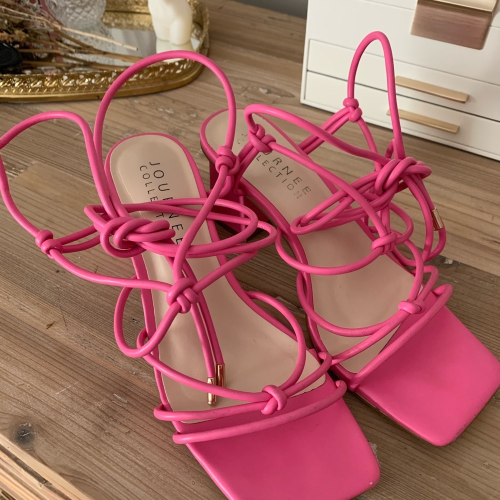 Hot pink heel